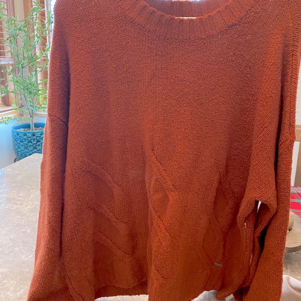 hollister sweater